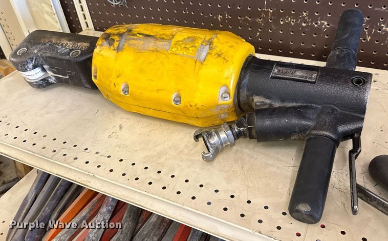 image for item DY0003 2015 Chicago Pneumatic CPS185 KD7T4F air compressor