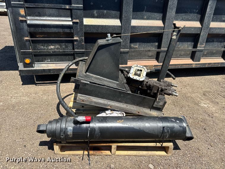 image for item DY0005 Ox Bodies dump bed