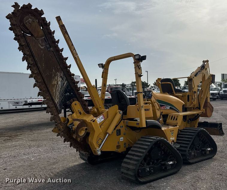 image for item DY0007 2017 Vermeer RTX750 trencher