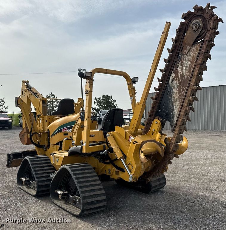 image for item DY0007 2017 Vermeer RTX750 trencher