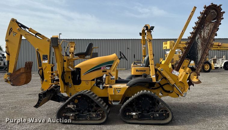 image for item DY0007 2017 Vermeer RTX750 trencher