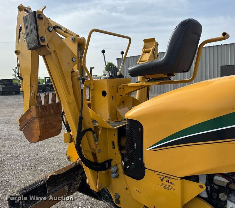 image for item DY0007 2017 Vermeer RTX750 trencher