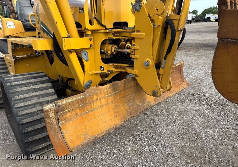 image for item DY0007 2017 Vermeer RTX750 trencher