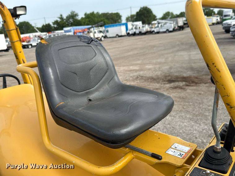 image for item DY0007 2017 Vermeer RTX750 trencher