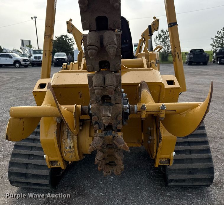 image for item DY0007 2017 Vermeer RTX750 trencher