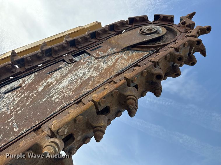 image for item DY0007 2017 Vermeer RTX750 trencher