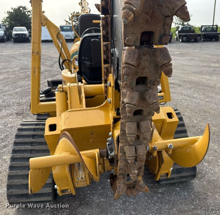 image for item DY0007 2017 Vermeer RTX750 trencher