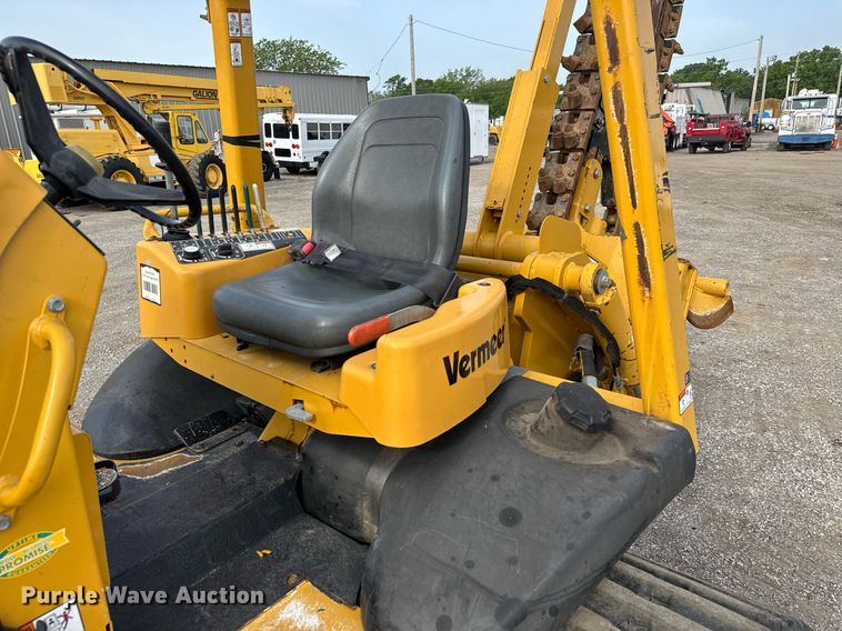 image for item DY0007 2017 Vermeer RTX750 trencher