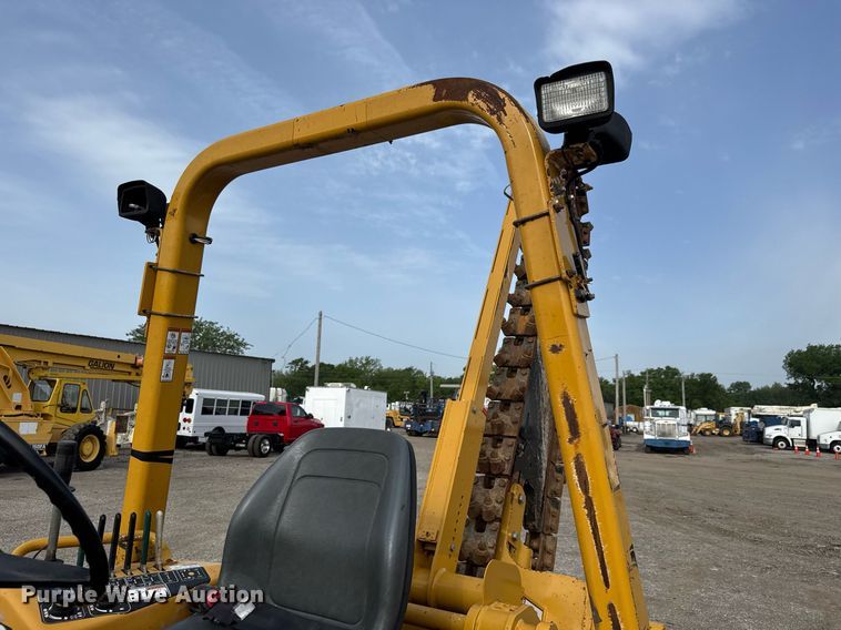 image for item DY0007 2017 Vermeer RTX750 trencher