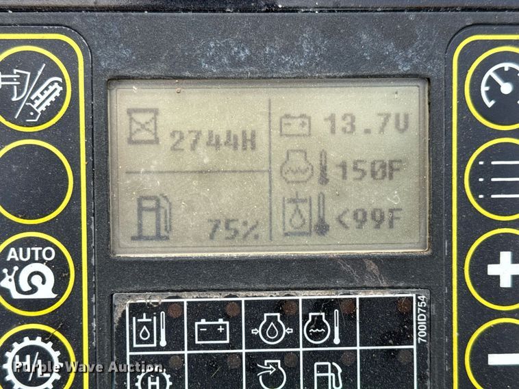 image for item DY0007 2017 Vermeer RTX750 trencher