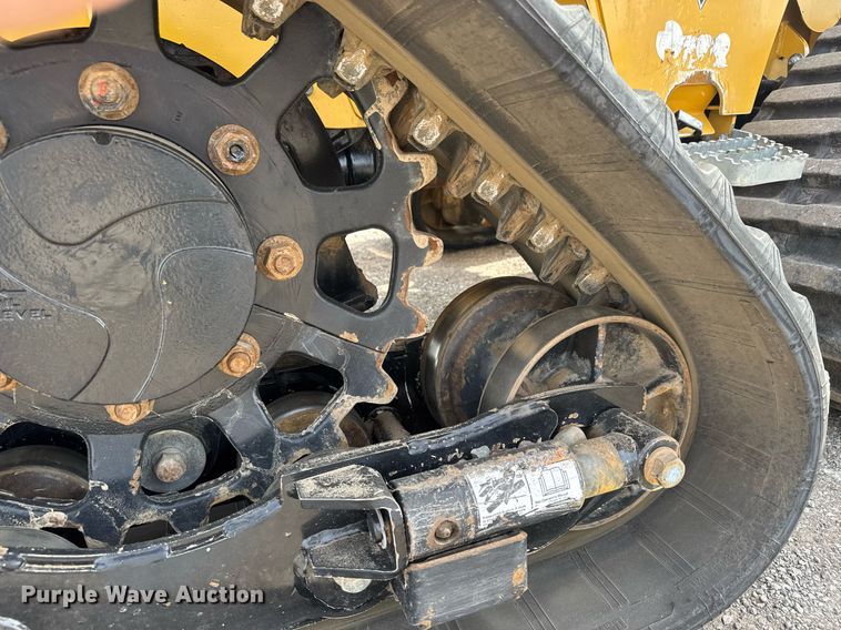 image for item DY0007 2017 Vermeer RTX750 trencher