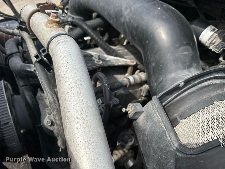 image for item DY0010 2009 International 7500 crane truck