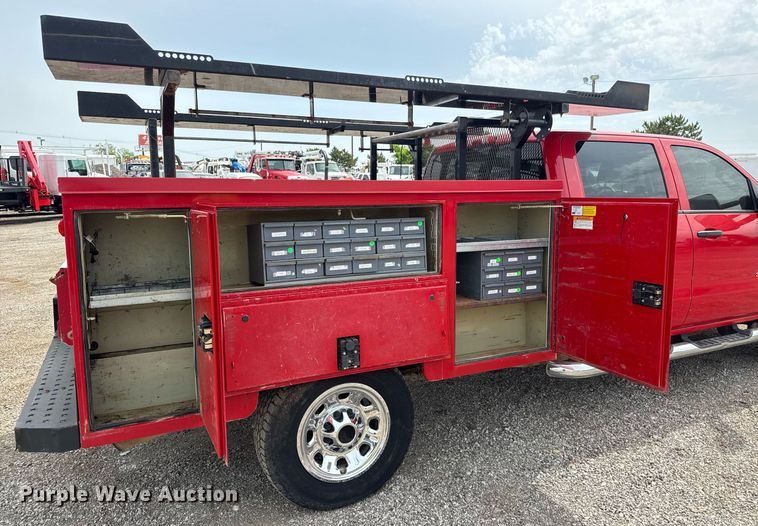 image for item DY0011 2015 GMC Sierra 3500HD Crew Cab utility bed pickup truck