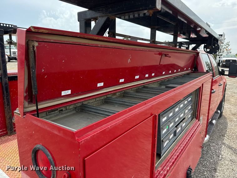 image for item DY0011 2015 GMC Sierra 3500HD Crew Cab utility bed pickup truck