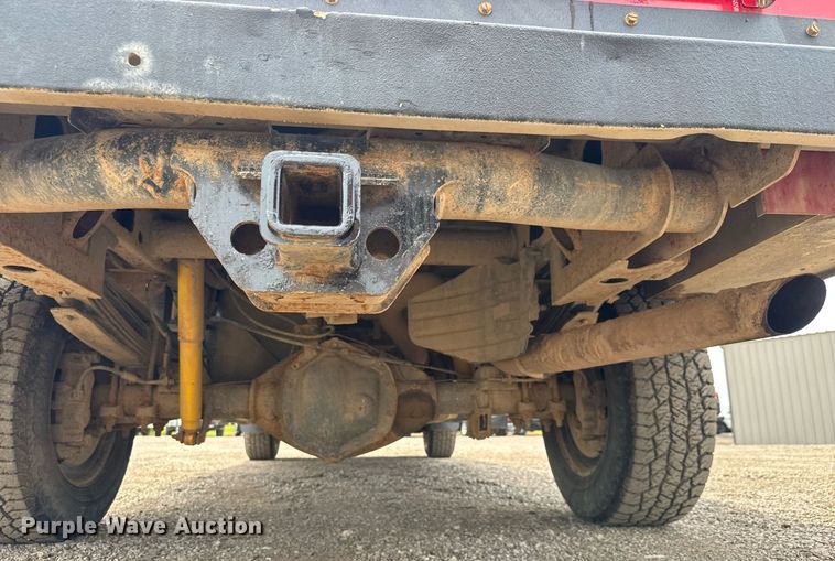 image for item DY0011 2015 GMC Sierra 3500HD Crew Cab utility bed pickup truck