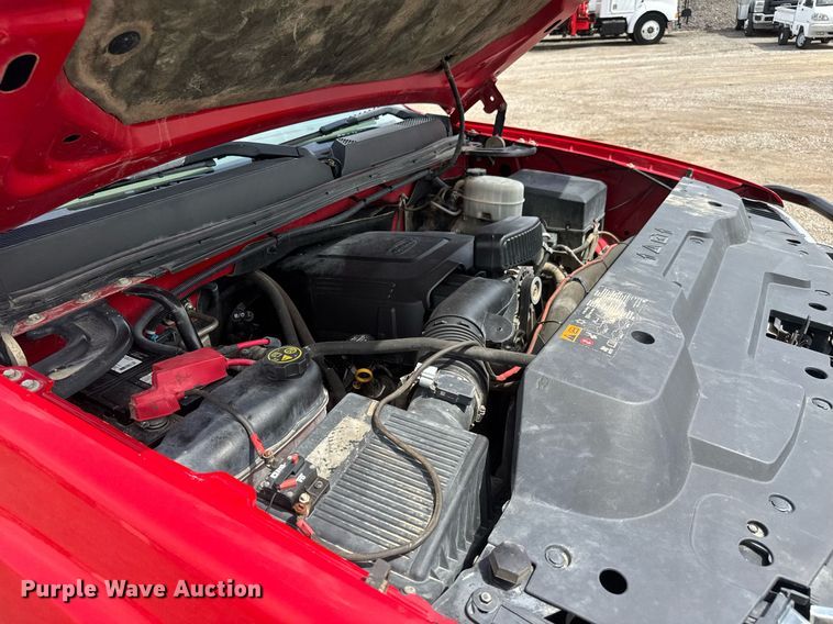 image for item DY0012 2013 GMC Sierra 3500HD Crew Cab utility bed pickup truck