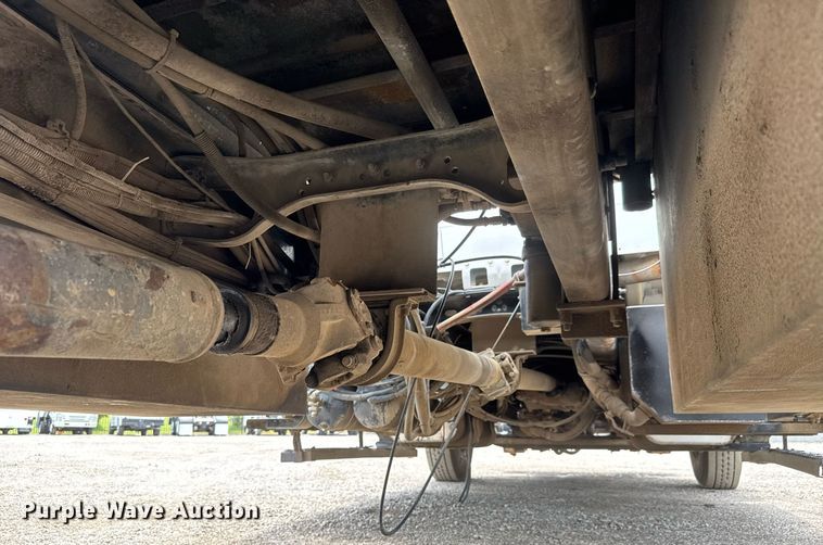 image for item DY0013 2007 Freightliner Business Class M2 Crew Cab flatbed truck