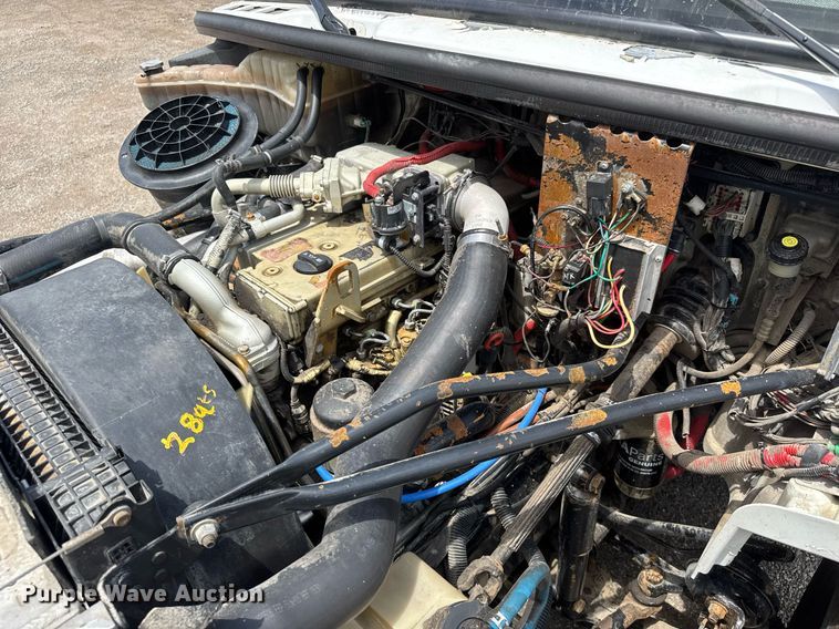 image for item DY0013 2007 Freightliner Business Class M2 Crew Cab flatbed truck