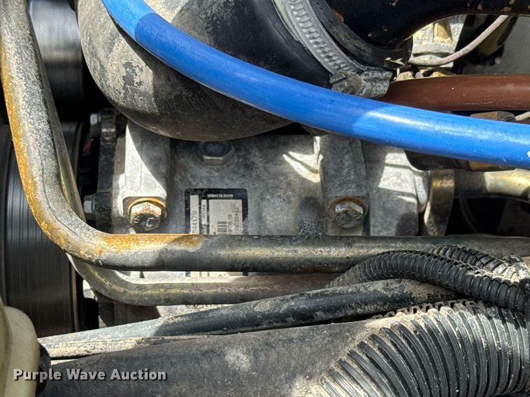 image for item DY0013 2007 Freightliner Business Class M2 Crew Cab flatbed truck