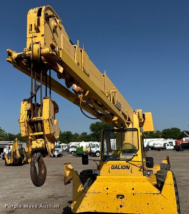 image for item DY0023 1999 Galion 150FA crane