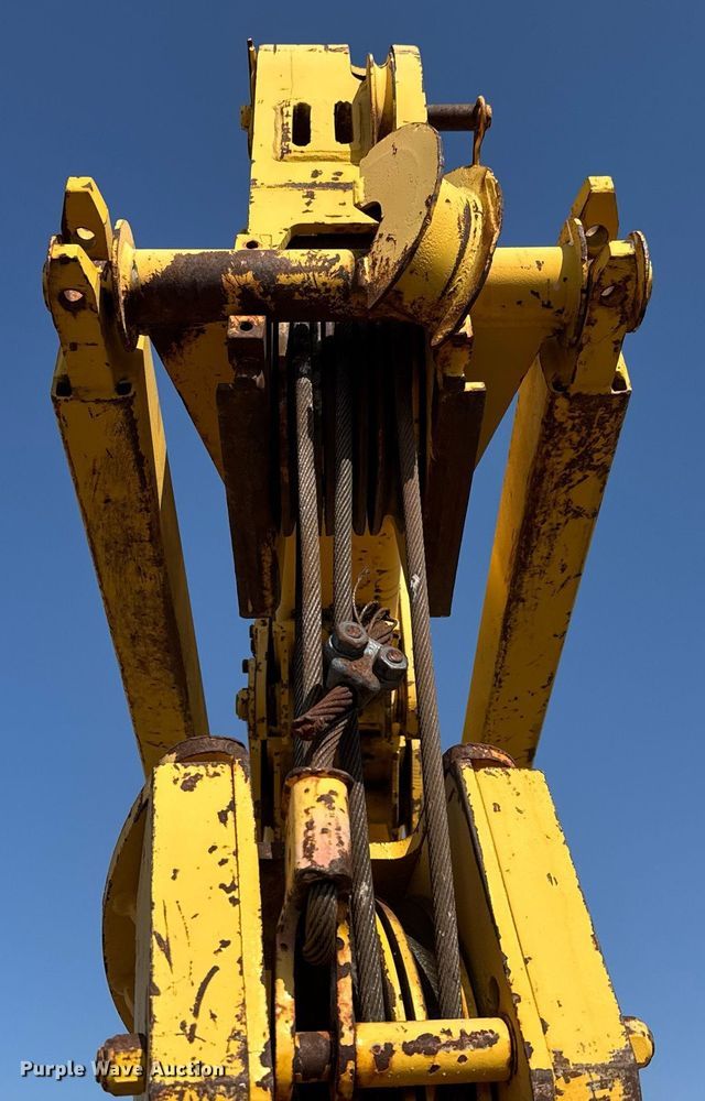 image for item DY0023 1999 Galion 150FA crane