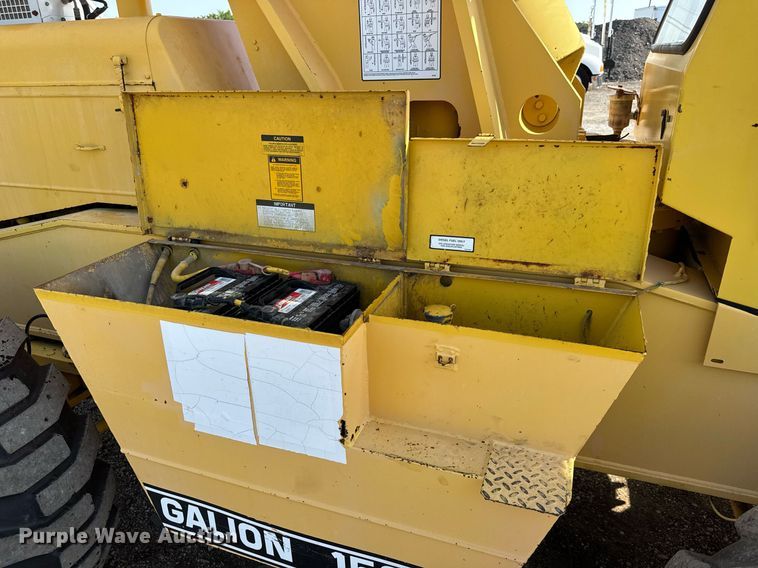 image for item DY0023 1999 Galion 150FA crane