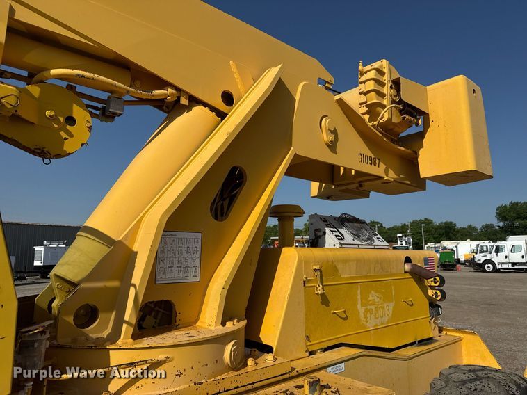 image for item DY0023 1999 Galion 150FA crane