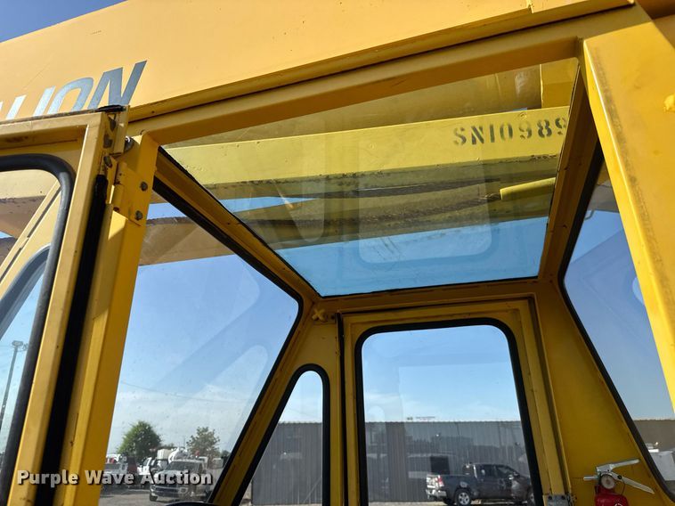 image for item DY0023 1999 Galion 150FA crane