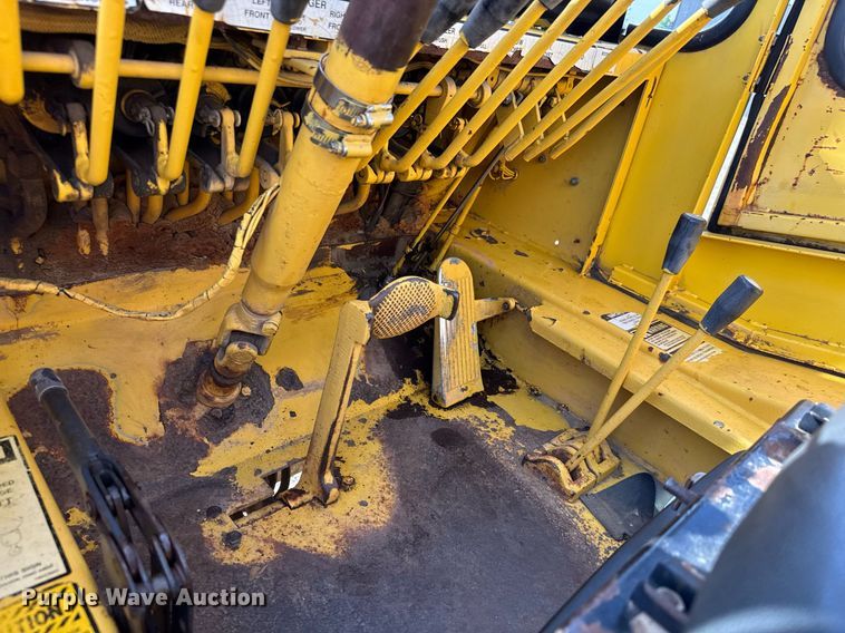 image for item DY0023 1999 Galion 150FA crane