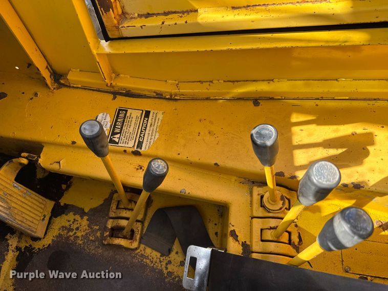 image for item DY0023 1999 Galion 150FA crane