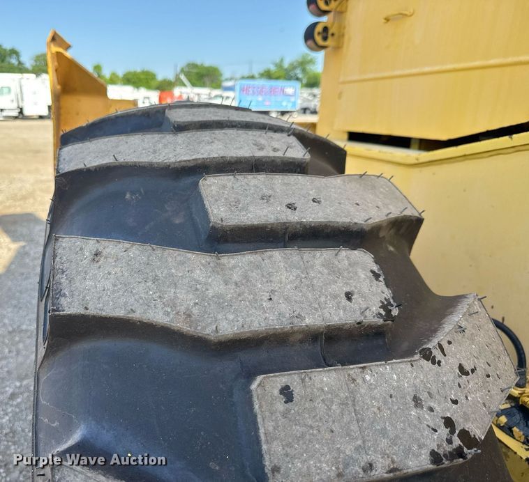 image for item DY0023 1999 Galion 150FA crane