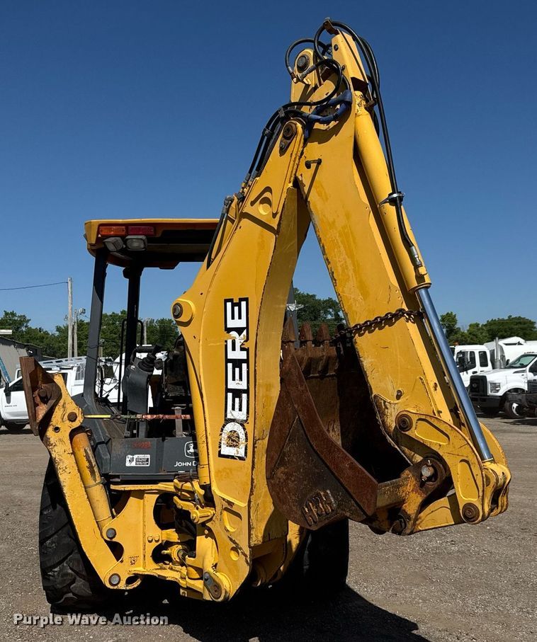 image for item DY0025 2005 John Deere 310SG backhoe