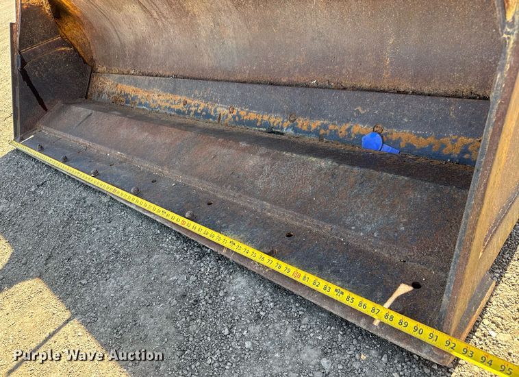 image for item DY0025 2005 John Deere 310SG backhoe