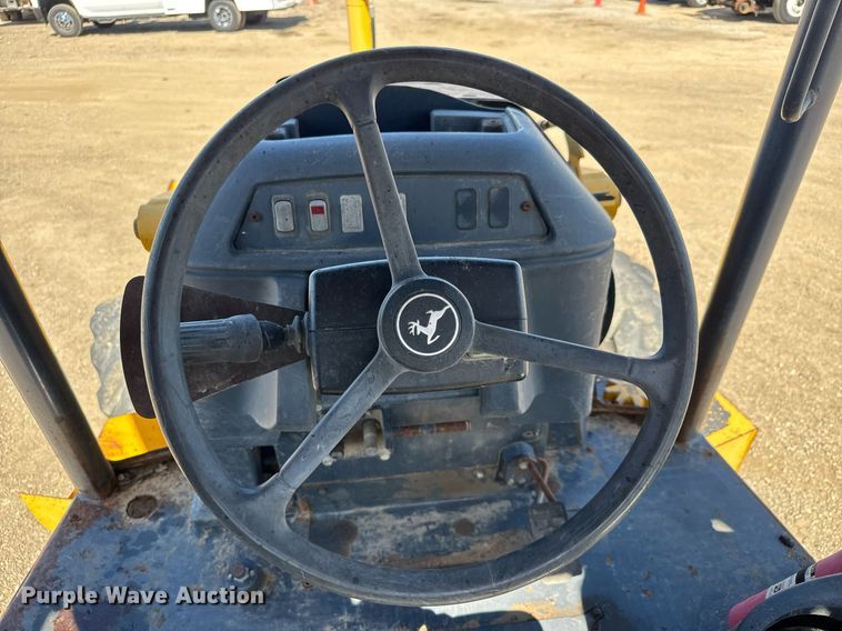 image for item DY0025 2005 John Deere 310SG backhoe