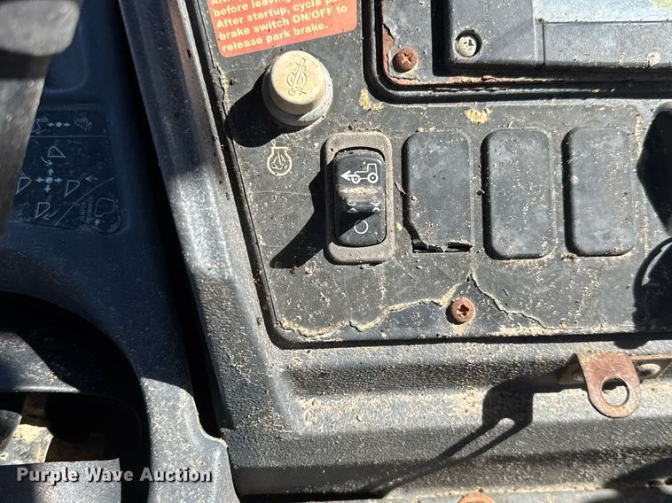 image for item DY0025 2005 John Deere 310SG backhoe