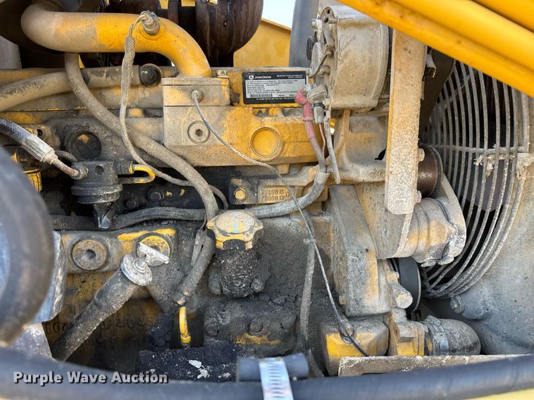 image for item DY0025 2005 John Deere 310SG backhoe