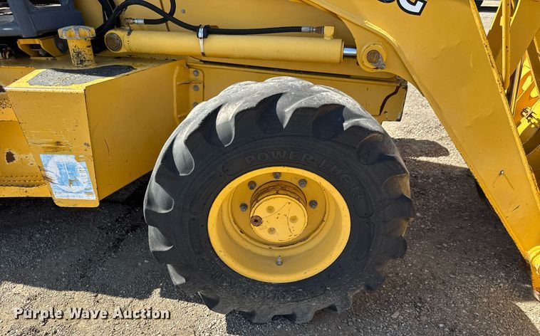 image for item DY0025 2005 John Deere 310SG backhoe