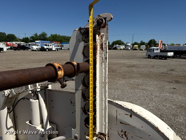 image for item DY0028 1977 Eaton Metal Product TCR14ES reel trailer