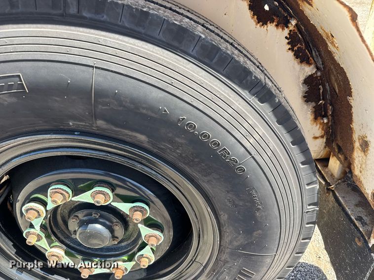 image for item DY0028 1977 Eaton Metal Product TCR14ES reel trailer