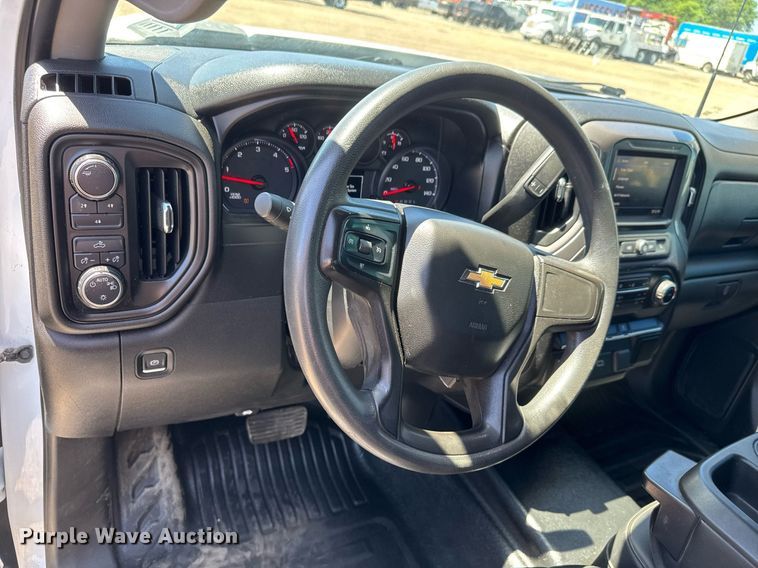 image for item DY0031 2020 Chevrolet Silverado 3500HD Crew Cab utility bed pickup truck