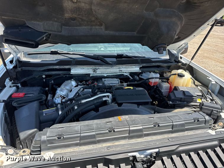 image for item DY0031 2020 Chevrolet Silverado 3500HD Crew Cab utility bed pickup truck