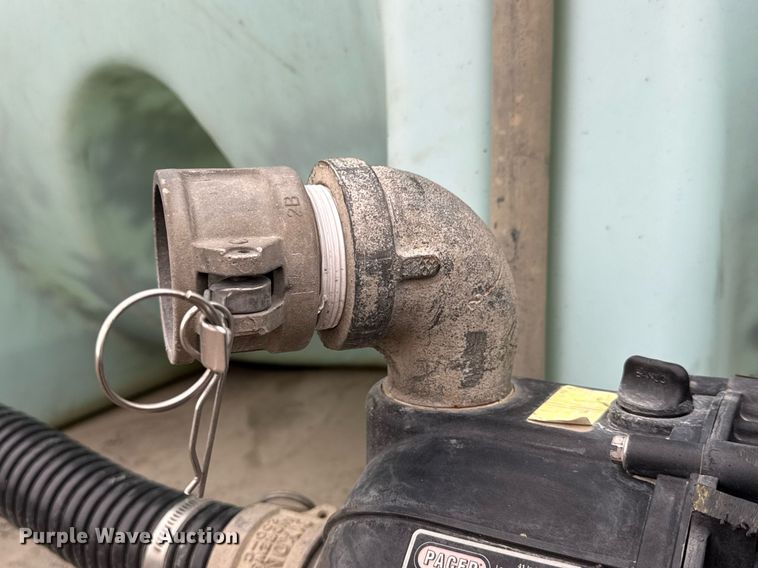 image for item DY0039 1992 White GMC WCA water truck