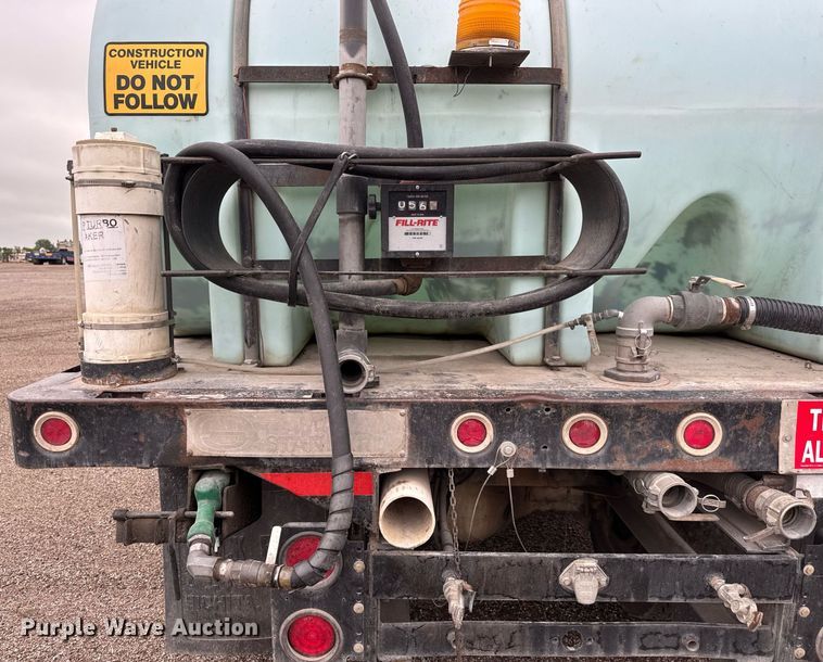 image for item DY0039 1992 White GMC WCA water truck