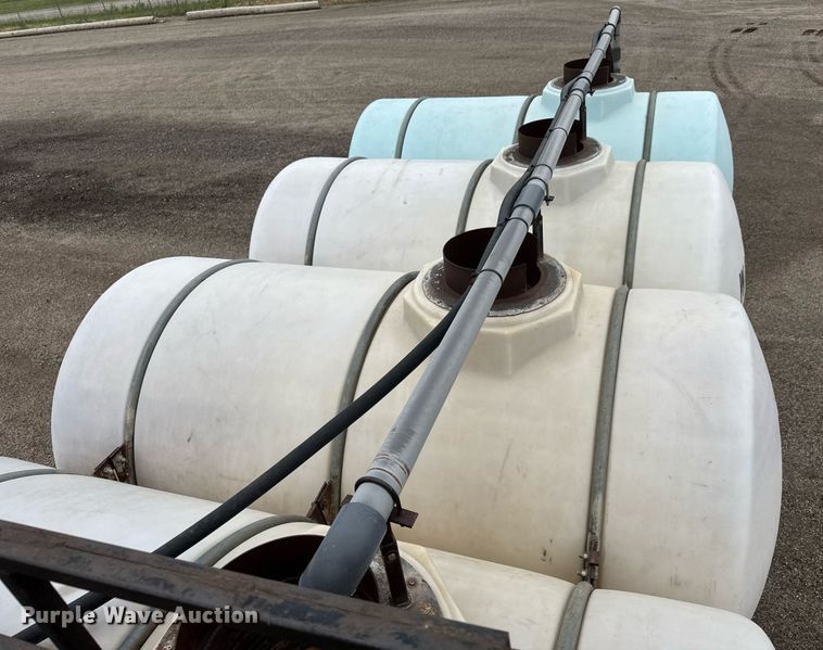 image for item DY0039 1992 White GMC WCA water truck