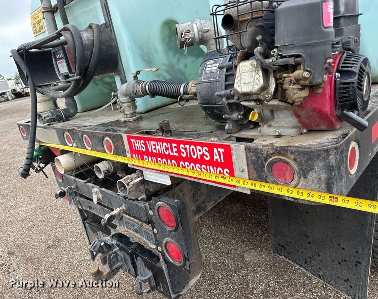 image for item DY0039 1992 White GMC WCA water truck