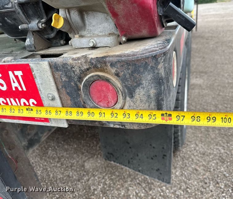 image for item DY0039 1992 White GMC WCA water truck