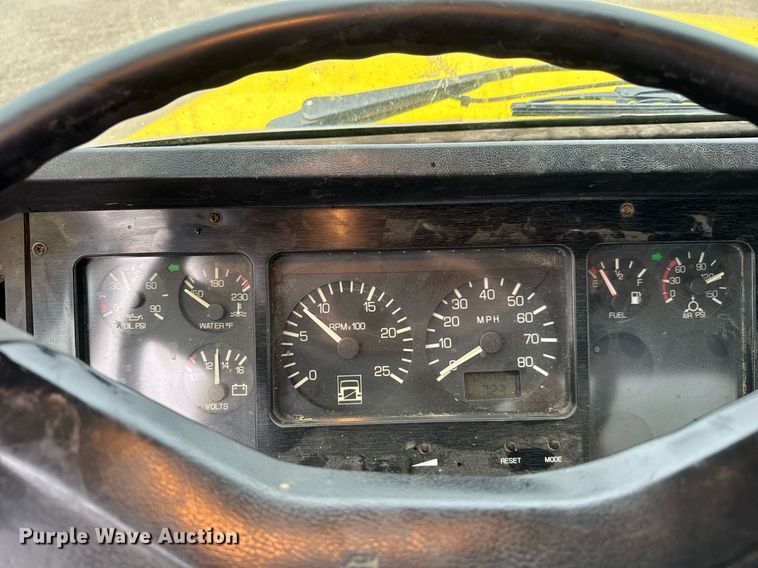 image for item DY0039 1992 White GMC WCA water truck