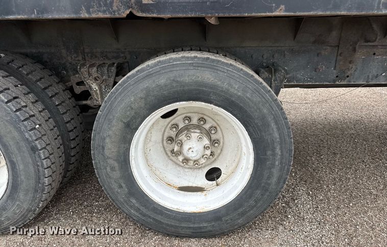 image for item DY0039 1992 White GMC WCA water truck