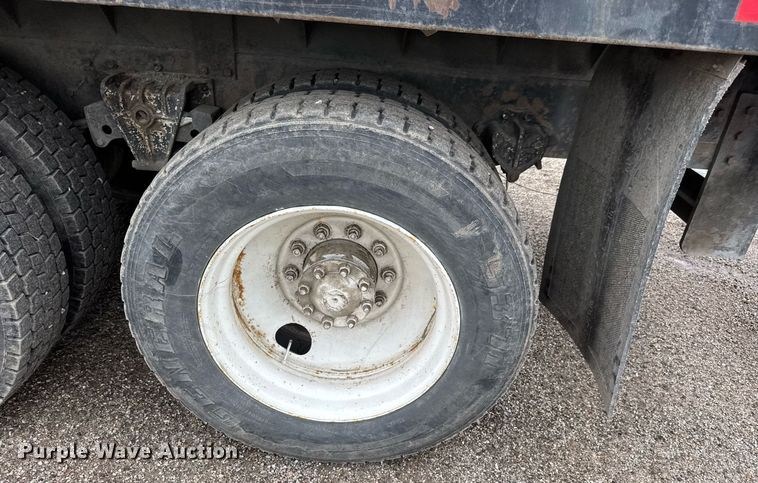 image for item DY0039 1992 White GMC WCA water truck