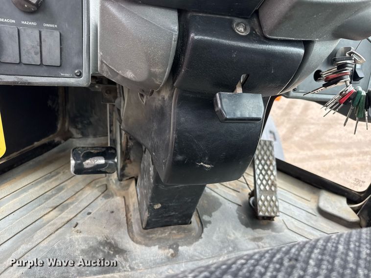 image for item DY0071 2003 Caterpillar 928G wheel loader